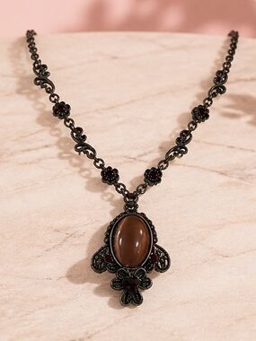 Vintage Brown Stone Pendant Necklace - Women Jewelry